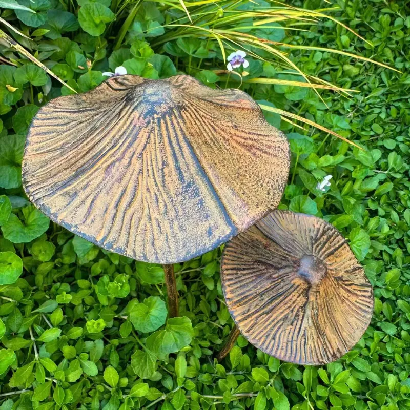 Metall-Pilzstecker-Set für den Garten – Bild 2