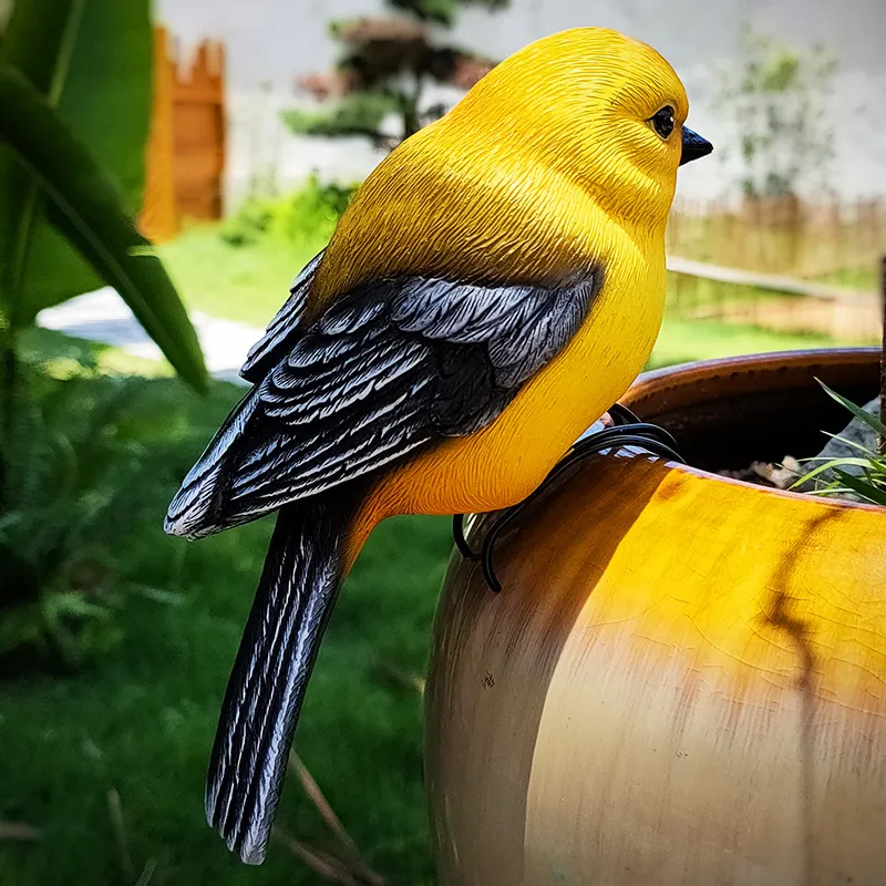 Dekorativer Kunstvogel aus Harz – Bild 7