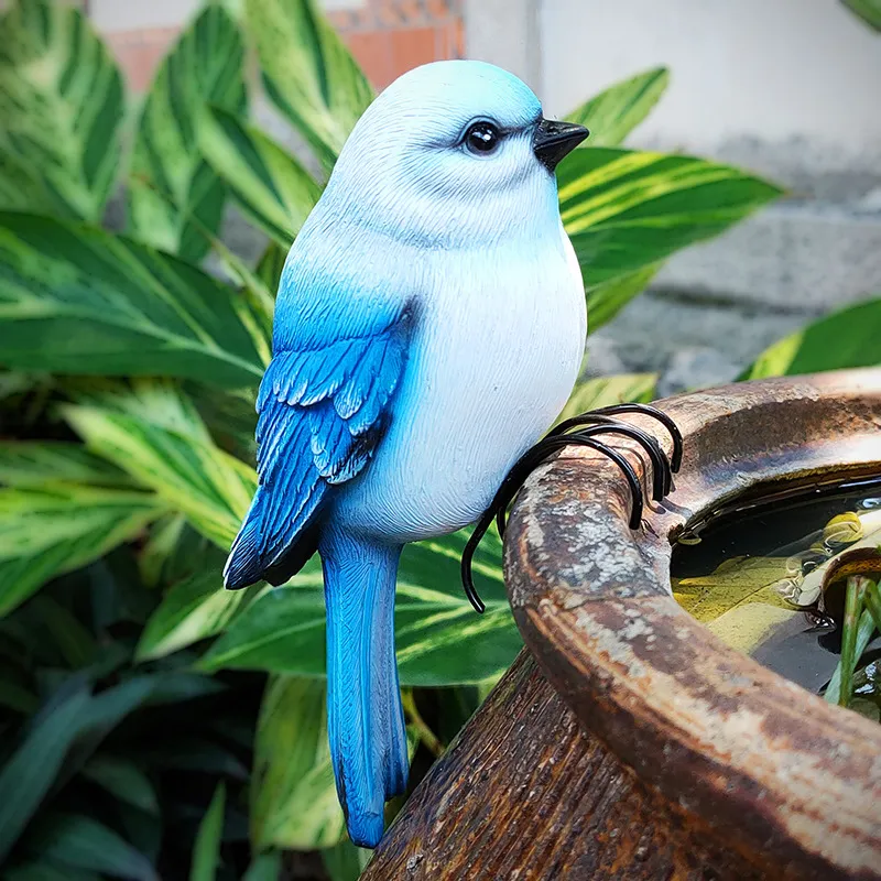 Dekorativer Kunstvogel aus Harz – Bild 6